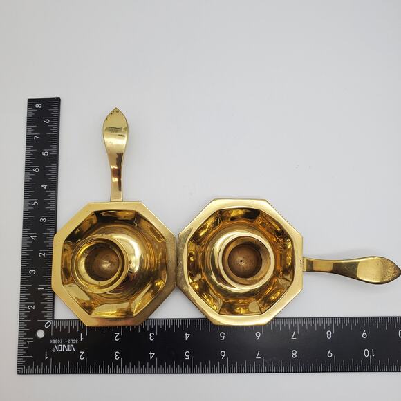 2 Brass Candlestick Holders Handle Tray 6" Vintage Chambersticks Candleholders - Picture 6 of 12
